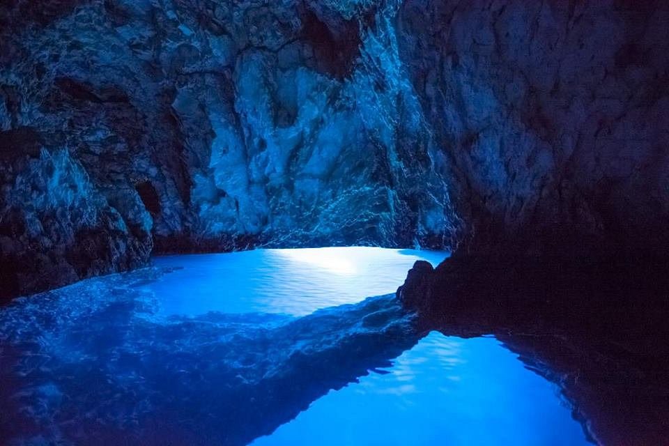 Голубая пещера, Хорватия
